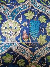 Load image into Gallery viewer, Damascus Garden Colouring Page